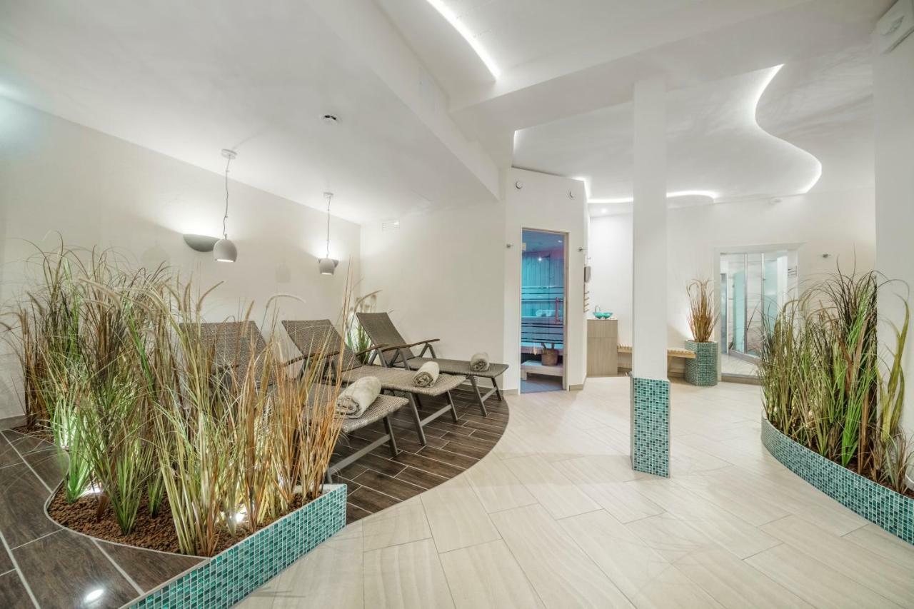 Hofhotel Kraehenberg Grömitz Εξωτερικό φωτογραφία